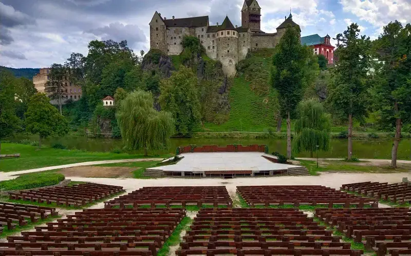 Loket Castle