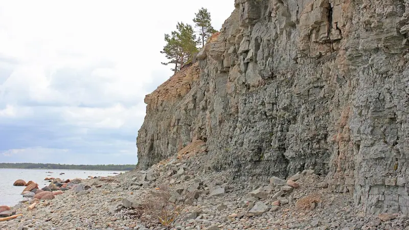 Panga Cliff