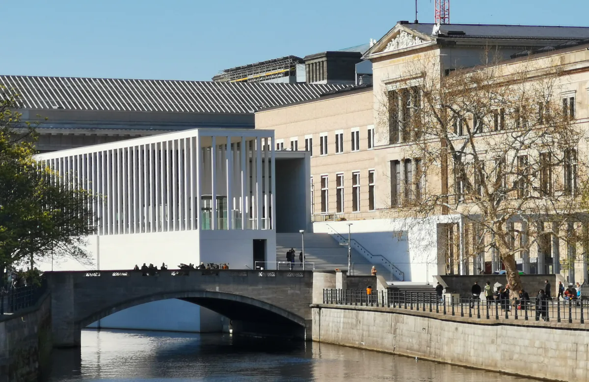 James Simon Gallery