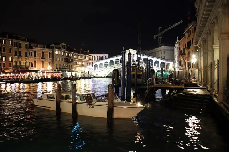 Rialto Bridge