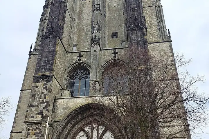 Sint-Lievensmonstertoren