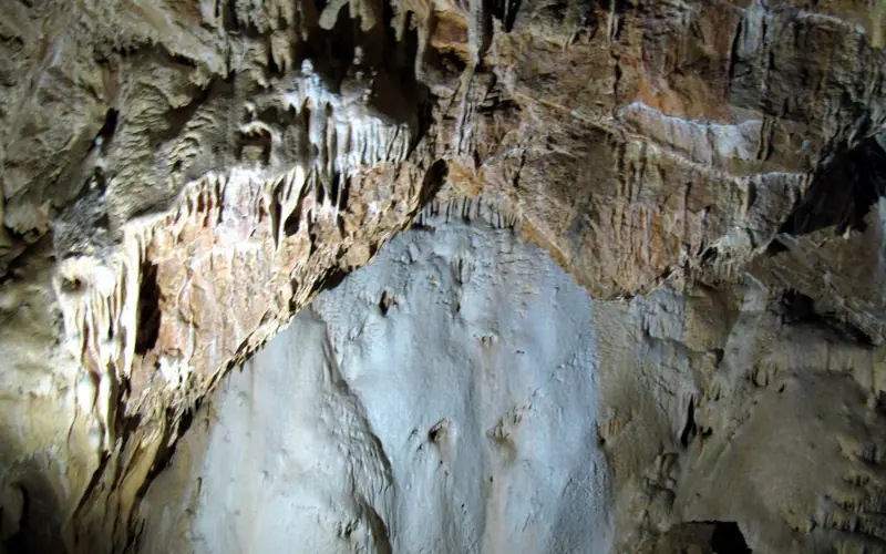 Harmanecká Cave